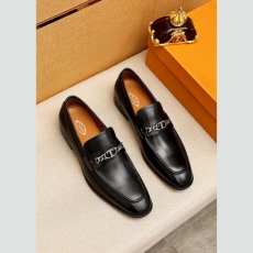 Tods Leather Shoes